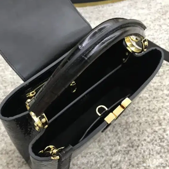 Aaa replica ru VUITTON BB LOUIS CAPUCINES 0518
